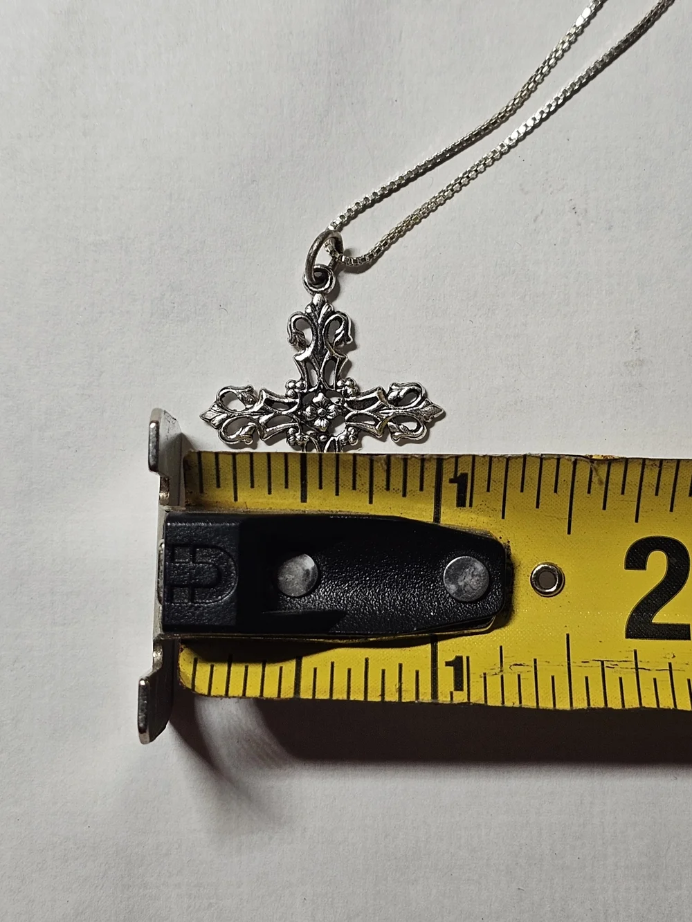 Men's Sterling Silver Cross Pendant Necklace 18